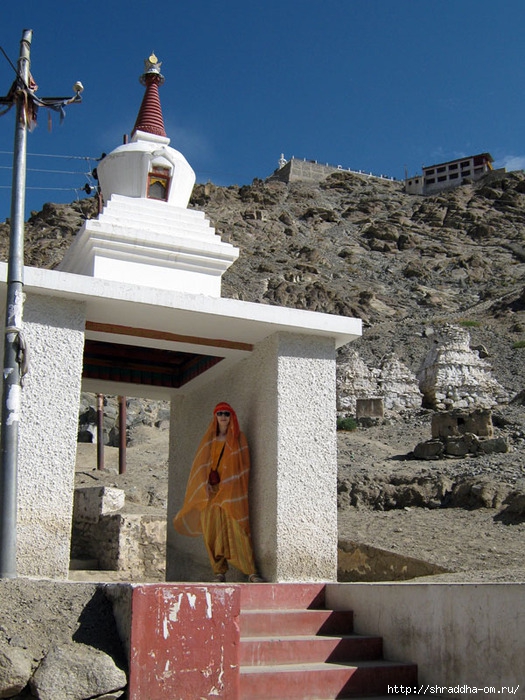 Indiya, Leh, Shanti Stupa 22 (525x700, 297Kb)