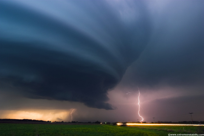 Nebraska Twilight Supercell (700x466, 45Kb)