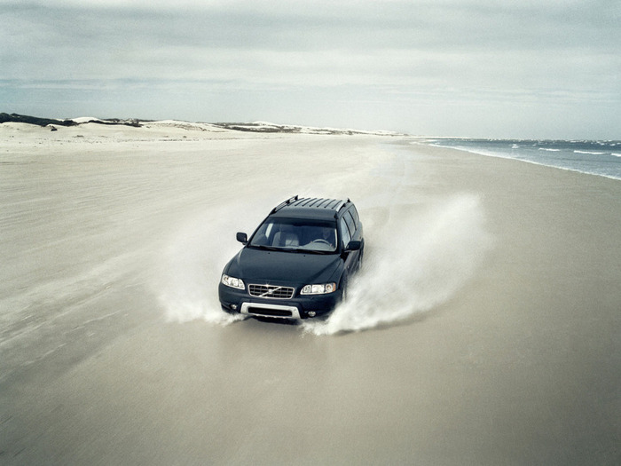 volvo_xc70_2007_2 (700x525, 80Kb)