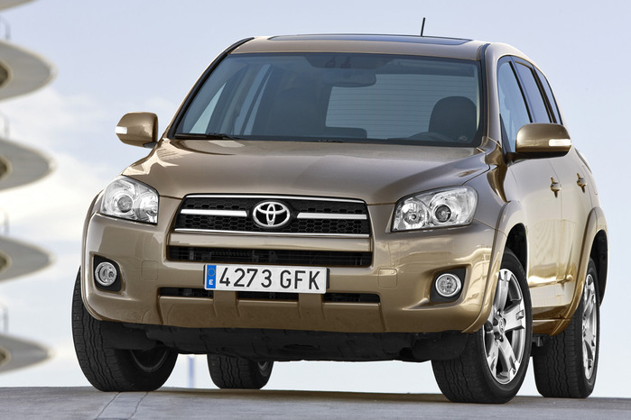 2009-toyota-rav4-10 (700x466, 89Kb)