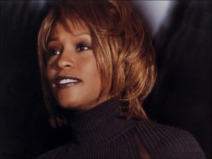 Whitney Houston 04 (700x526, 37Kb)