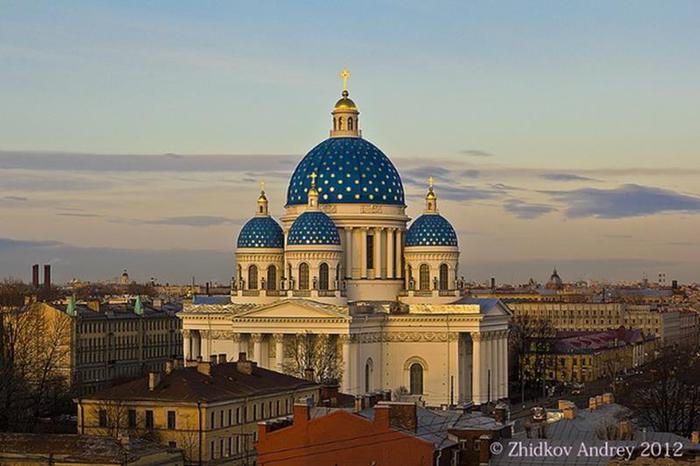 Что особенного в облике некоторых петербургских храмов