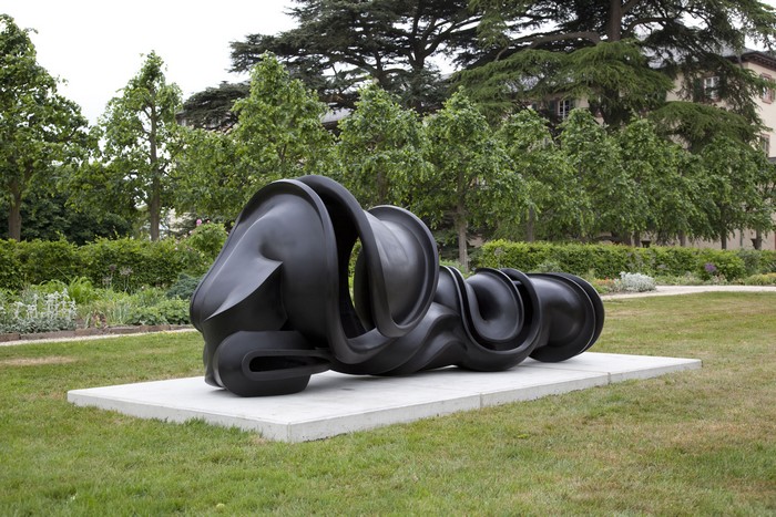 Тони Крэг, Tony Cragg - автор скульптур из урбанистических материалов