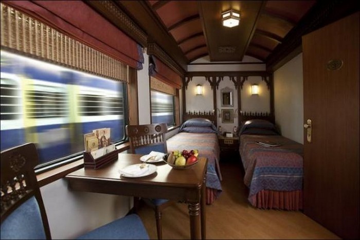 Экскурсионный индийский поезд Индийский Махараджа