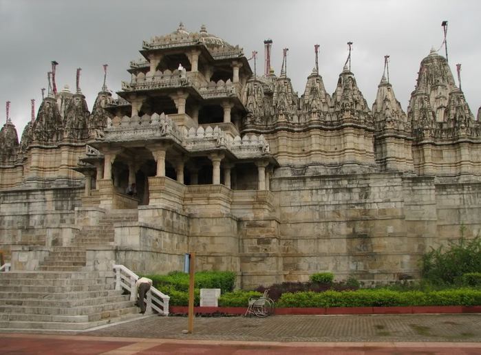 Ranakpur-Jain-Temple23 (700x516, 67Kb)