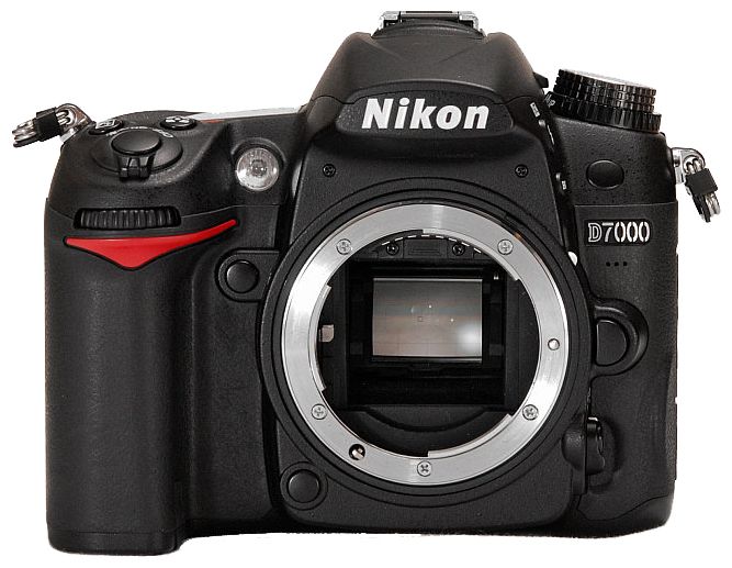 Nikon D7000 body