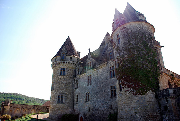 замок в Миланде (Chateau des Milandes). 54340