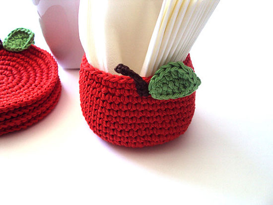 3911698_apples_crochet2 (550x413, 41Kb)