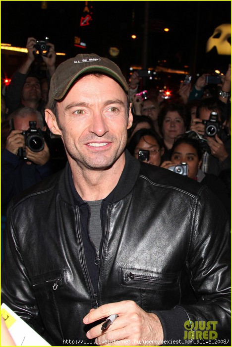 hugh-jackman-back-on-broadway-opening-night-10 (468x700, 197Kb)