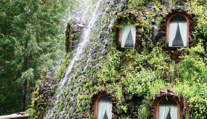 Magic Mountain - удивительный отель в лесу