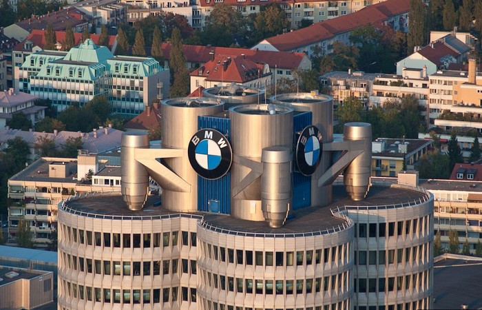 Фотопутешествие в музей компании BMW в Мюнхене