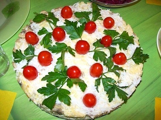 Салаты из грудки на день рождения простые и вкусные рецепты