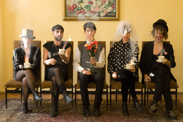GIF. ME. BERLIN. The Untouchables - by Voin de Voin (640x428, 2842Kb)