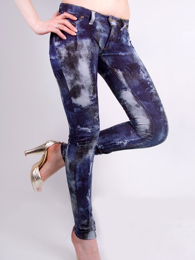 Roberto+Cavalli+Jeans+Cut+Pants+for+Women+Blue+g_4657_31325 (400x533, 36Kb)