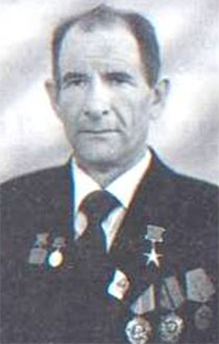 Baranov_Pvl_Trn_gst81 (445x700, 57Kb)
