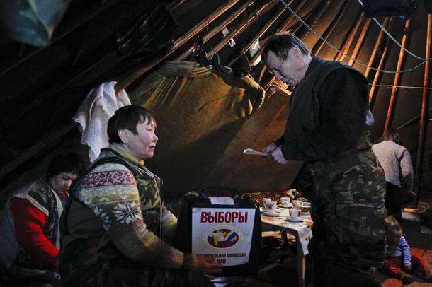 Досрочное голосование в Нарьян-Маре, Ненецкий автономный округ, Россия, 21 февраля 2012 года