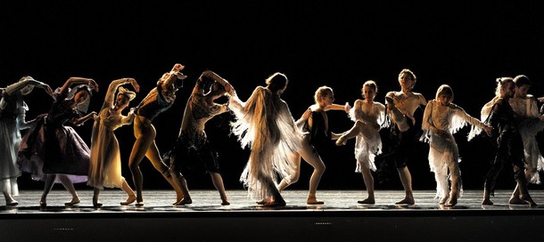 Танцоры из Австралийского балета и Bangarra театр танца репетируют мировую премьеру 'Инфинити', Мельбурн, Австралия, 23 февраля 2012 года
