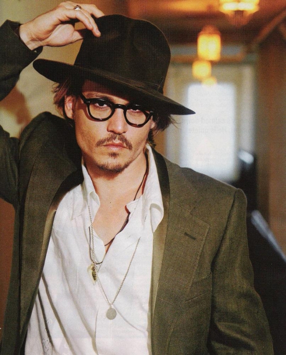 8marta-Jonny-Depp (563x700, 285Kb)