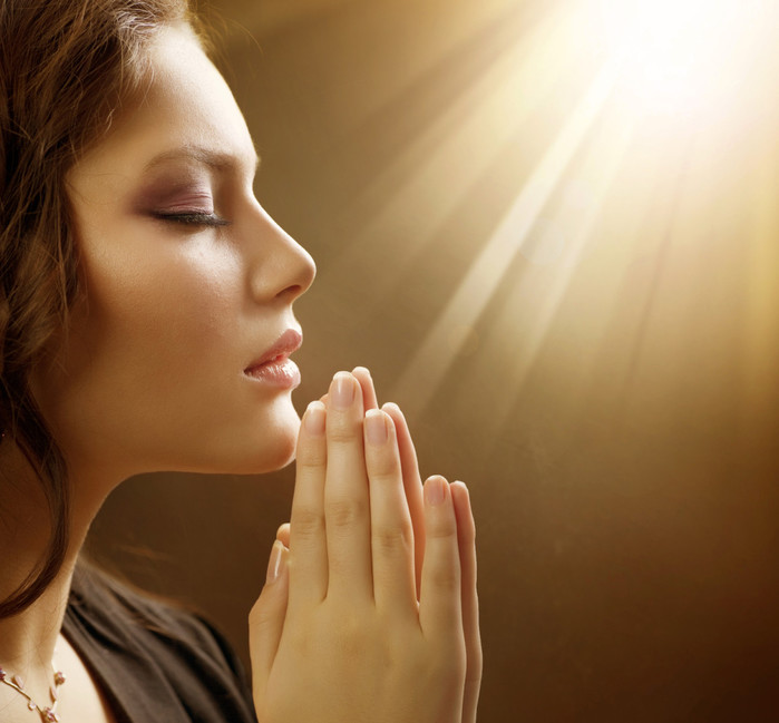 praying-woman-m-1160x1077 (700x649, 75Kb)