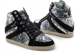 snikersy-desigual-41ks1102000-1 (300x199, 19Kb)