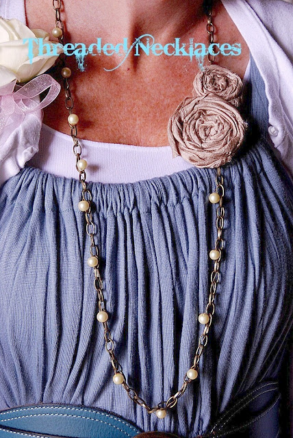 threaded necklace rosette  (428x640, 153Kb)