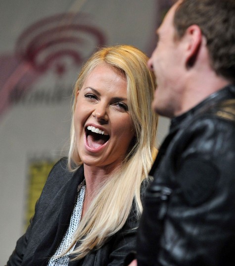 FFN_KMFF_WonderCon_Day2_031712_8884309 (475x537, 57Kb)