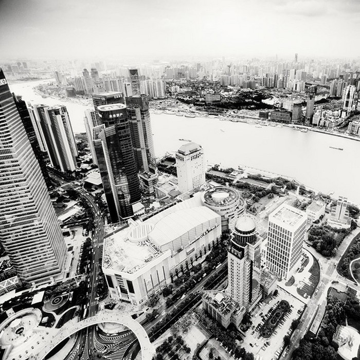 Красивые черно белые фото Шанхая от Martin Stavars 16 (700x700, 182Kb)