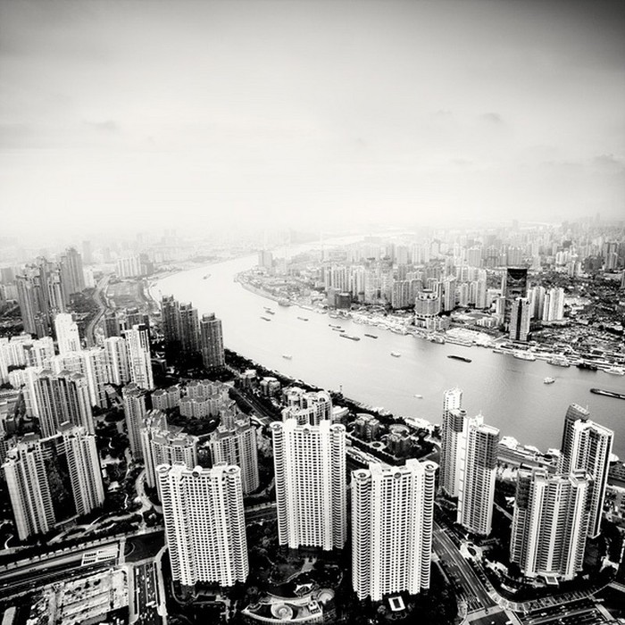 Красивые черно белые фото Шанхая от Martin Stavars 27 (700x700, 148Kb)