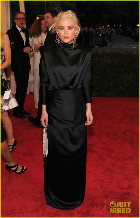 mary-kate-olsen-met-ball-2012-01 (449x700, 71Kb)