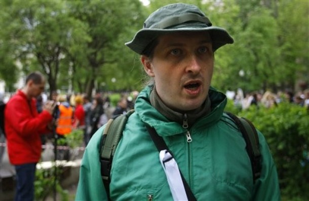 Добрый лагерь оппозиции в районе Чистых прудов, Москва, 14 мая 2012 года/2270477_87 (610x397, 56Kb)
