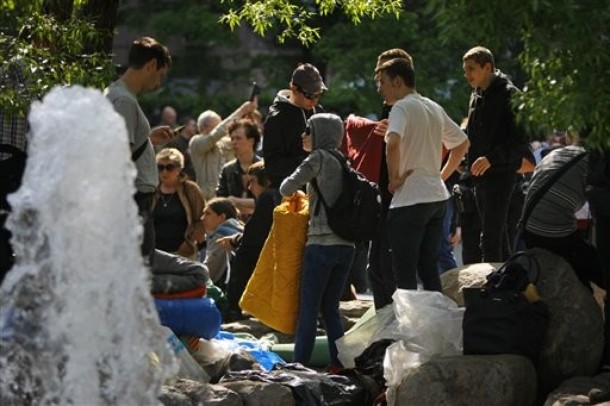 Добрый лагерь оппозиции в районе Чистых прудов, Москва, 15 мая 2012 года/2270477_93 (610x406, 67Kb)