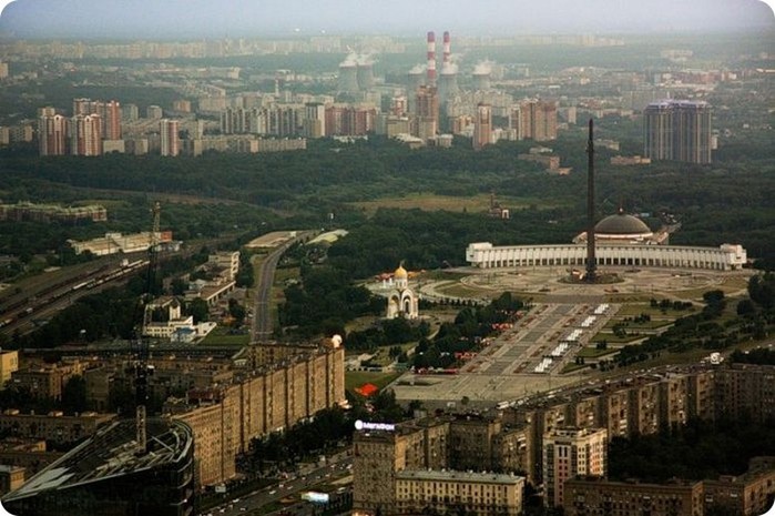 Лучший подарок - достопримечательности Москвы с высоты птичьего полета 7 (700x465, 100Kb)