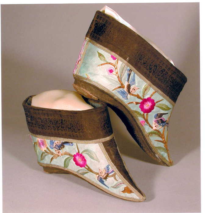 Pequenas sapatos (676x700, 42KB)