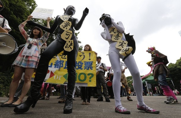 Митинг против ядерных реакторов в Японии, Токио 3 июня 2012 года.
