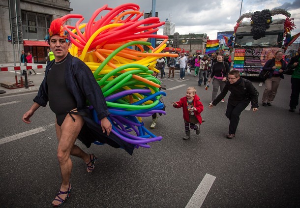 Гей-парад в Варшаве (gay pride parade in Warsaw), Польша, 02 июня 2012 года