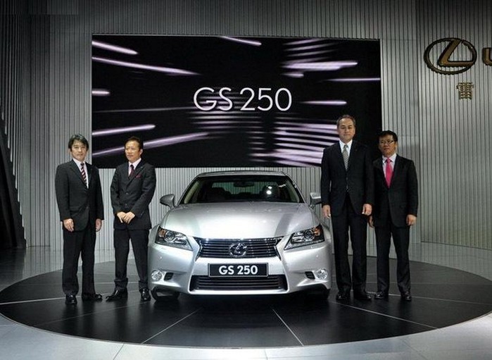 lexus-gs-250 (700x511, 87Kb)