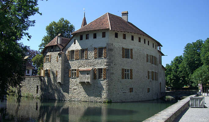 Замок Хальвиль (Schloss Hallwyl) 69541