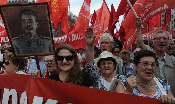 Митинг против вступления России во Всемирную торговую организацию рядом с Красной площадью в Москве, 3 Июля 2012 года./2270477_150 (610x363, 71Kb)