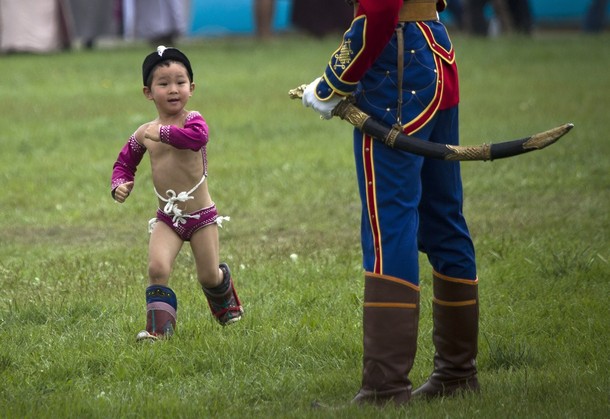 Наадам фестиваль в Улан-Баторе (Naadam Festival in Ulan Bator), Монголия, 11 июля 2012 года