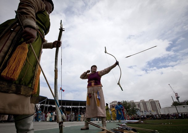 Наадам фестиваль в Улан-Баторе (Naadam Festival in Ulan Bator), Монголия, 11 июля 2012 года