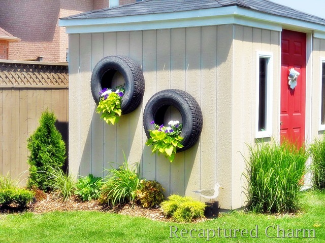 shed tires with flowers 039a[10] (640x480, 139Kb)