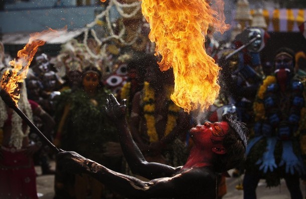 Боналу фестиваль (Bonalu festival) в Хайдарабаде , Индия, 16 июля 2012 года