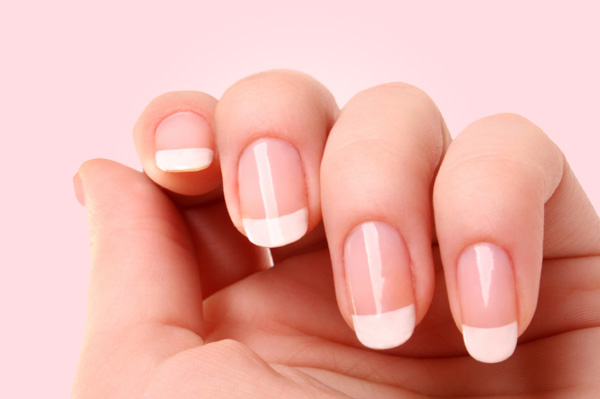 89485211_4930843_french_manicure.jpg