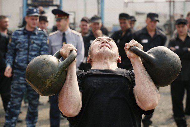 Cоревнования в лагере строгого режима в деревне Арийск, 21 июля 2012 года