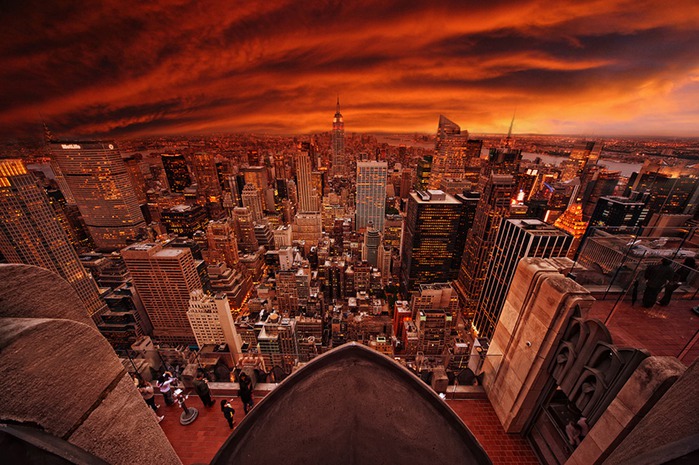 Вид с крыши Рокфеллеровского центра в Нью-Йорке (700x465, 135Kb)