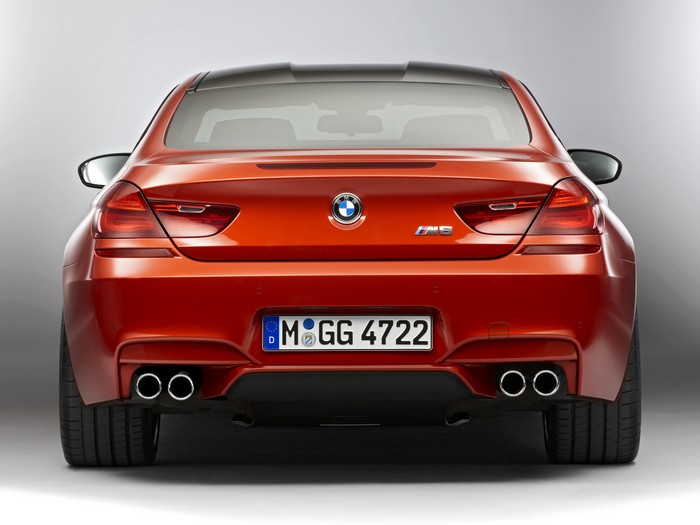 Новый BMW M6 2012 года 11 (700x525, 57Kb)