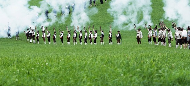 Германский праздник артиллеристов Боеллершутзенфест  (Boellerschuetzenfest), Чёнстет (Schonstett), 29 июля 2012 года