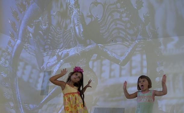 В Художественном музее в летнем лагере в Дейви, штат Флорида, 01 августа 2012 года.