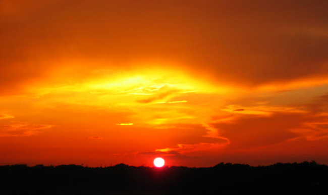 best_sunsets_28 (650x386, 91Kb)