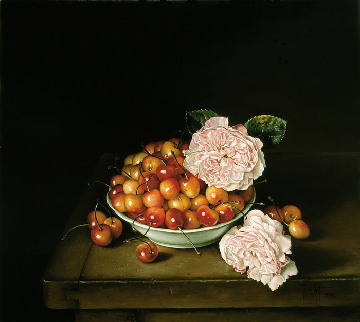 CHERRIES AND TWO ROSES 41x46 cms Oil on canvas 1994 (700x626, 77Kb)